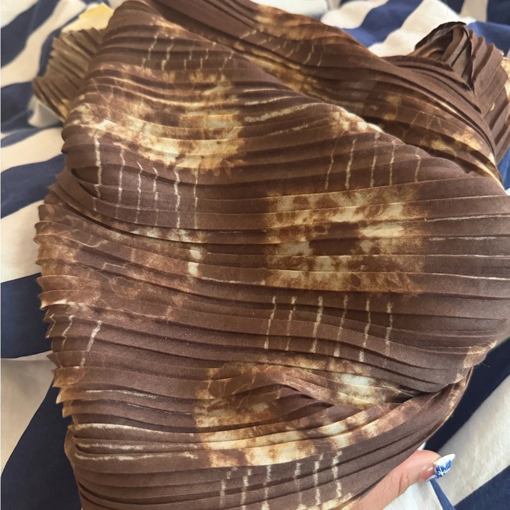 Free People Brown Tie-Dye Pleated Scarf - Picture 2 of 3
